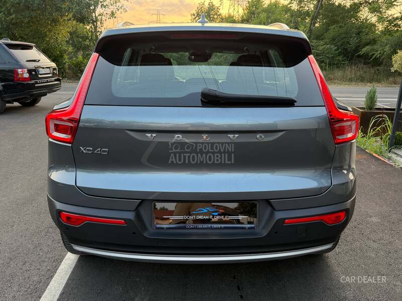 Volvo XC40 A/T Momentum