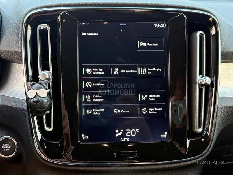 Volvo XC40 A/T Momentum