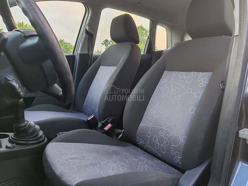 Ford Fiesta 1.2 b
