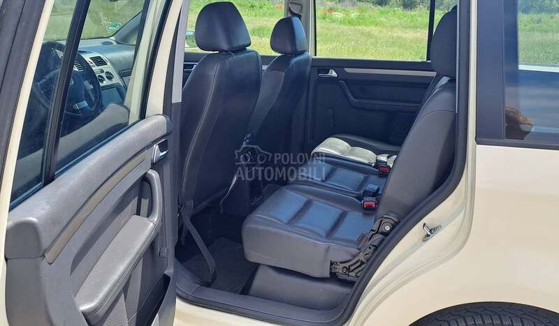 Volkswagen Touran TDI 7 sedista