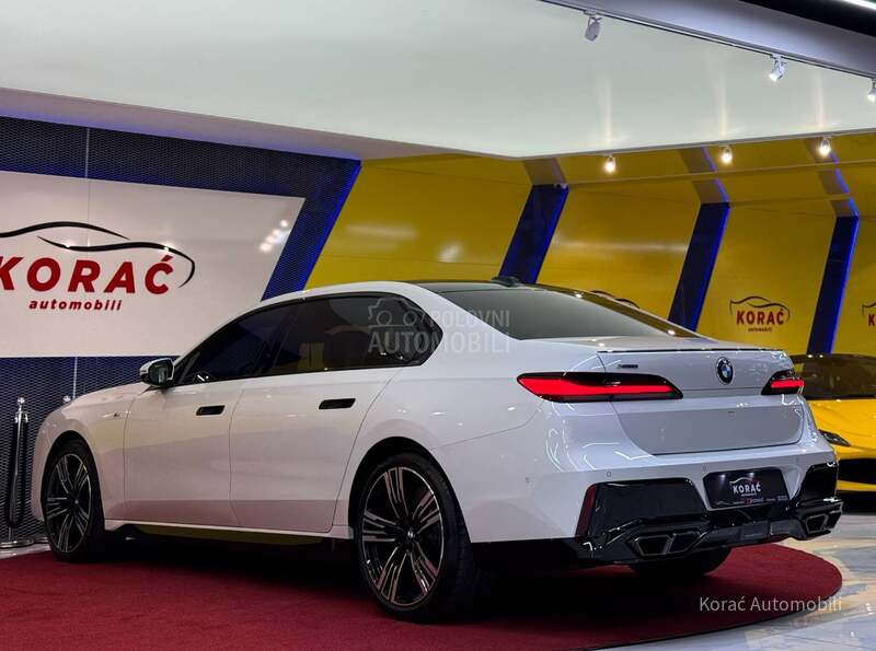 BMW 740 d XD M-paket SKYL