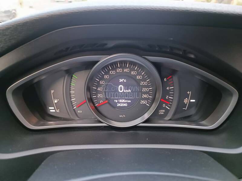 Volvo V40 CROSS COUNTRY