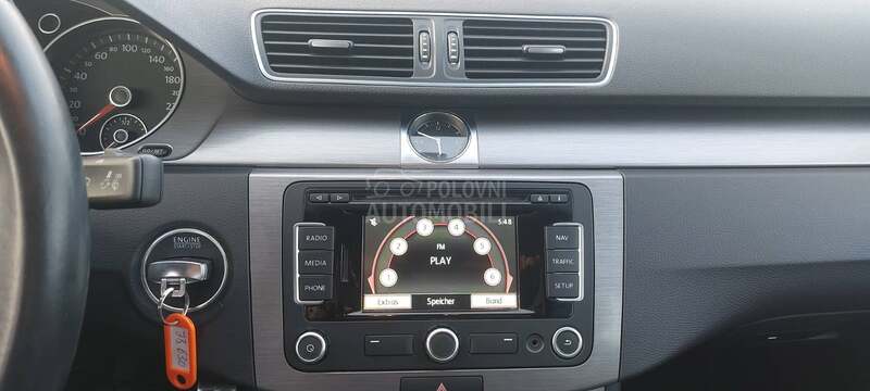 Volkswagen Passat B7 2.0 tdi Sport
