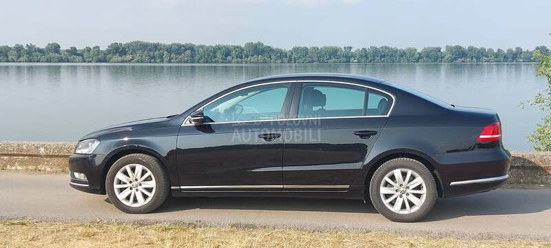 Volkswagen Passat B7 2.0 tdi Sport