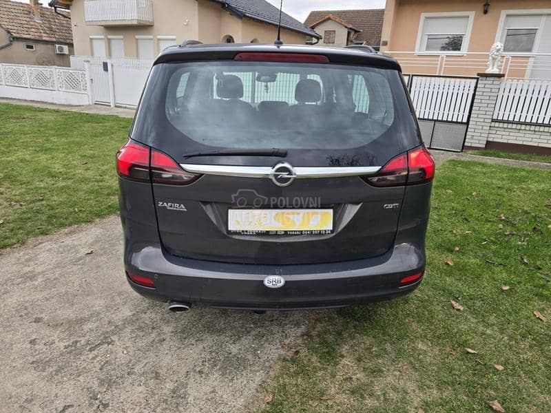 Opel Zafira 2.0cdti