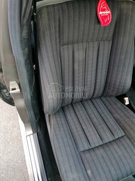 Mercedes Benz E 124 200E