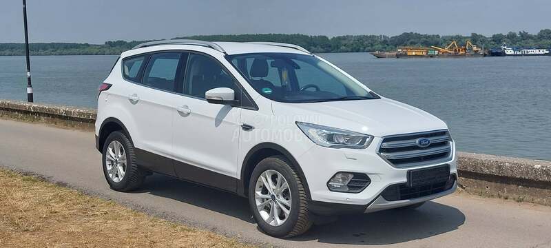 Ford Kuga 2.0 tdci TITANIUM