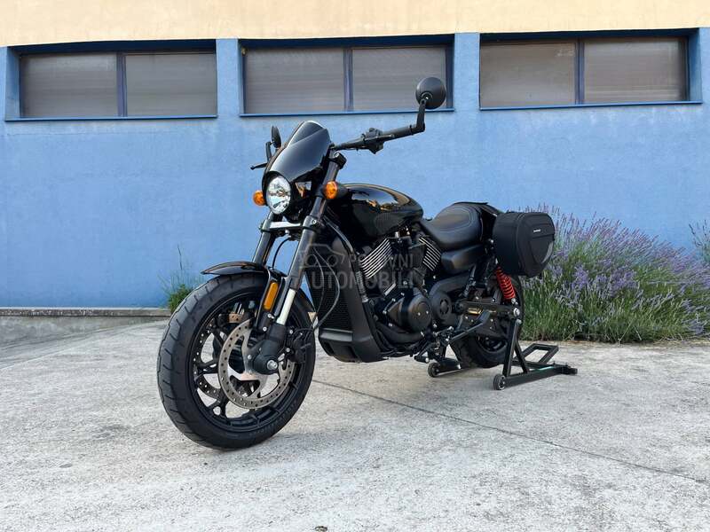Harley Davidson Street Rod 750