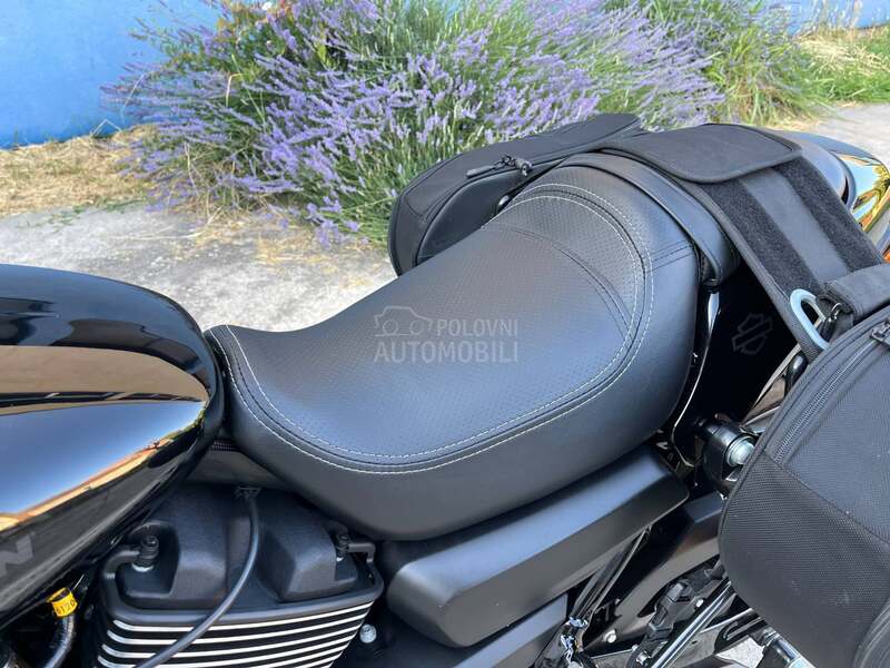 Harley Davidson Street Rod 750