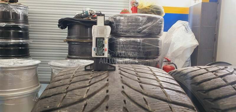 Michelin 255/45 R20 Zimska