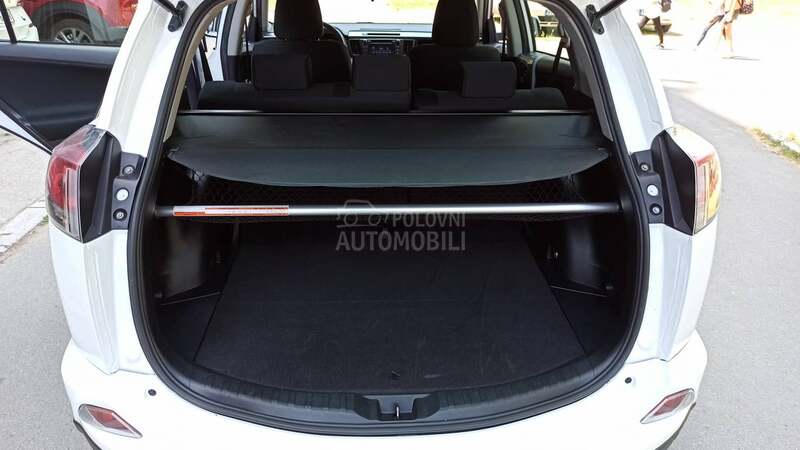 Toyota RAV 4 2.0    4x4