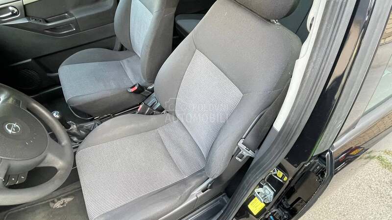 Opel Meriva 1.6