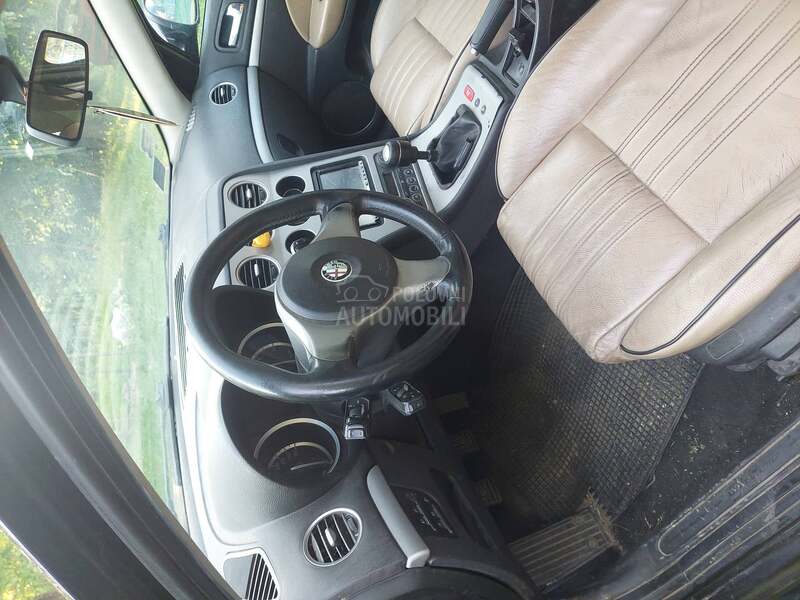 Alfa Romeo 159 