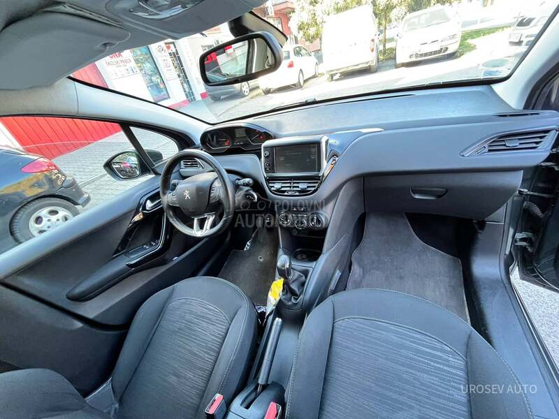 Peugeot 208 1.6 HDi NAV