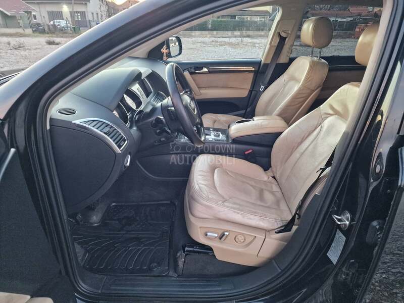 Audi Q7 3.0 TDI S-LINE