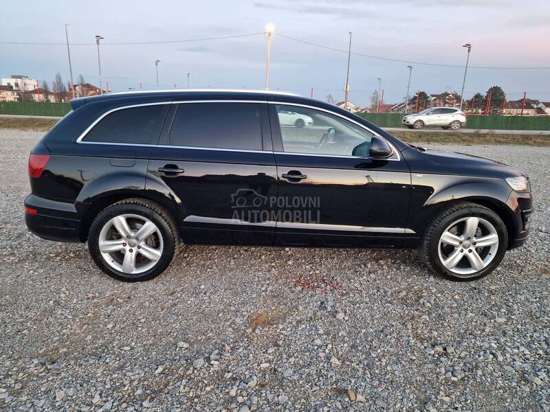 Audi Q7 3.0 TDI S-LINE