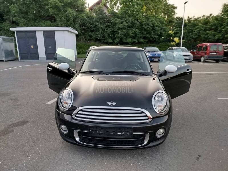 MINI One BAŠ DOBAR