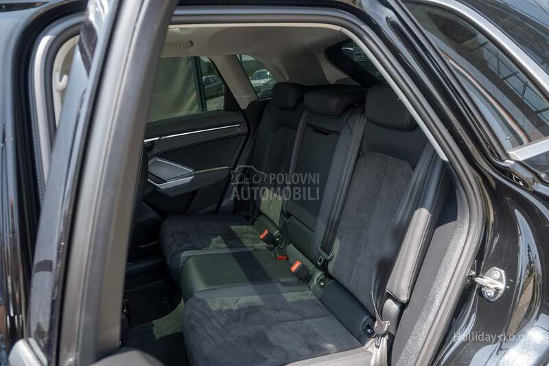 Audi Q3 1.5TFSI Hybrid