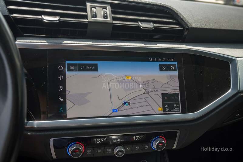 Audi Q3 1.5TFSI Hybrid