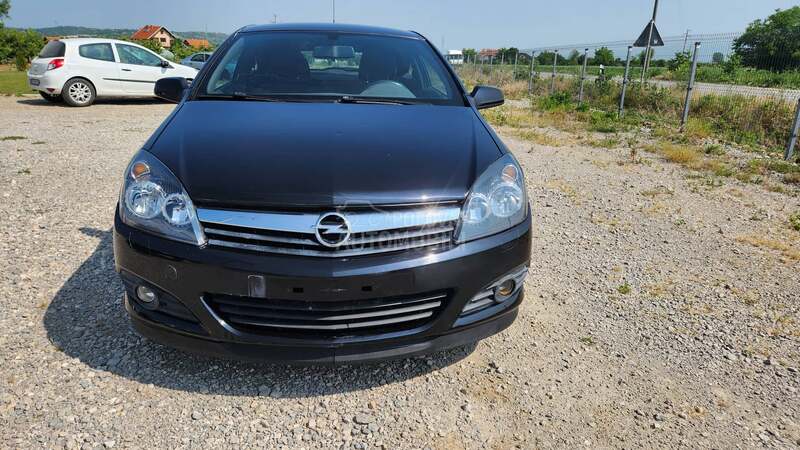 Opel Astra H 1.8 16v GTC