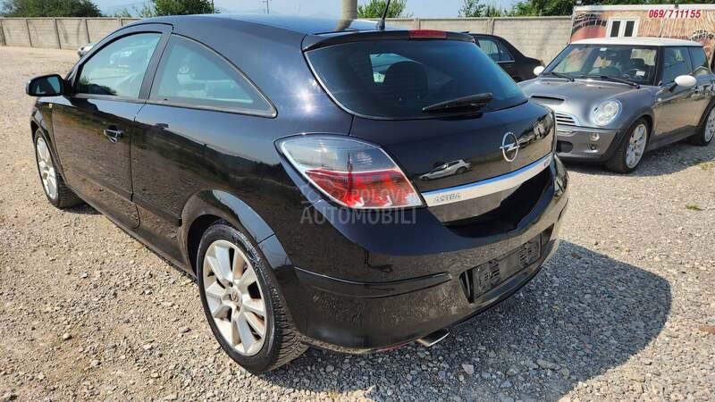 Opel Astra H 1.8 16v GTC