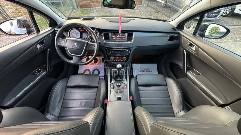 Peugeot 508 xenon/pano/fuL