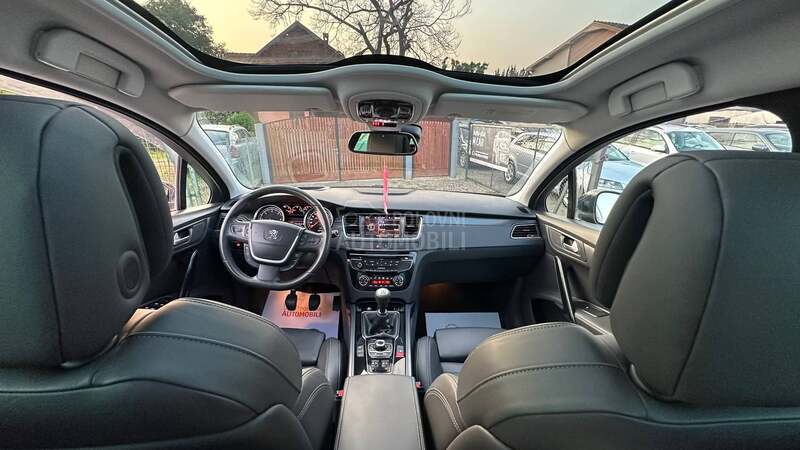 Peugeot 508 xenon/pano/fuL