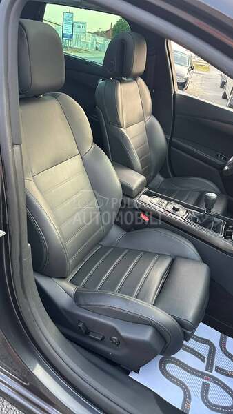 Peugeot 508 xenon/pano/fuL