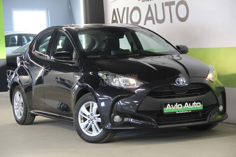 Toyota Yaris HYBRID