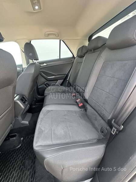 Volkswagen T-Roc 32271