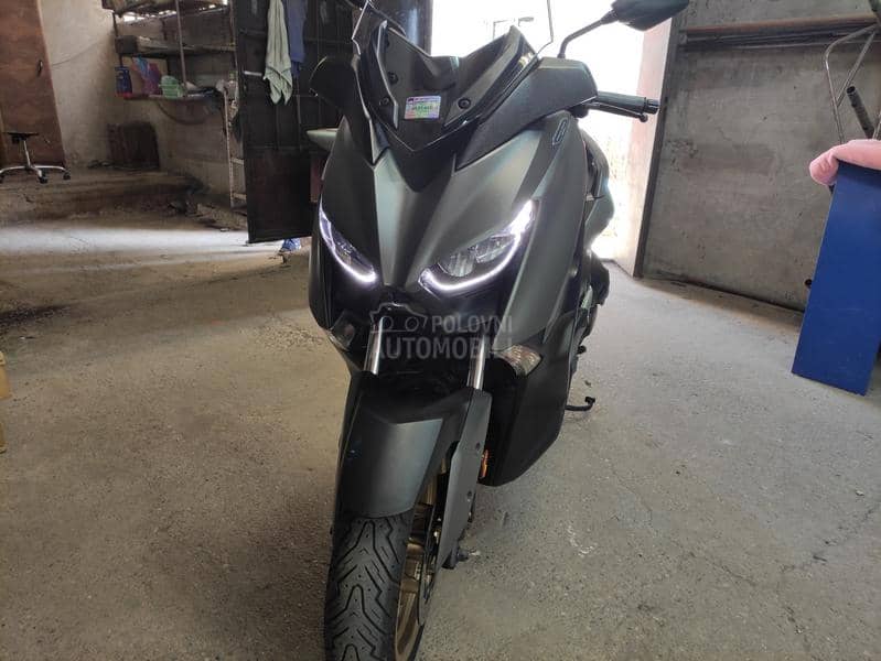Yamaha XMAX Tech MAX