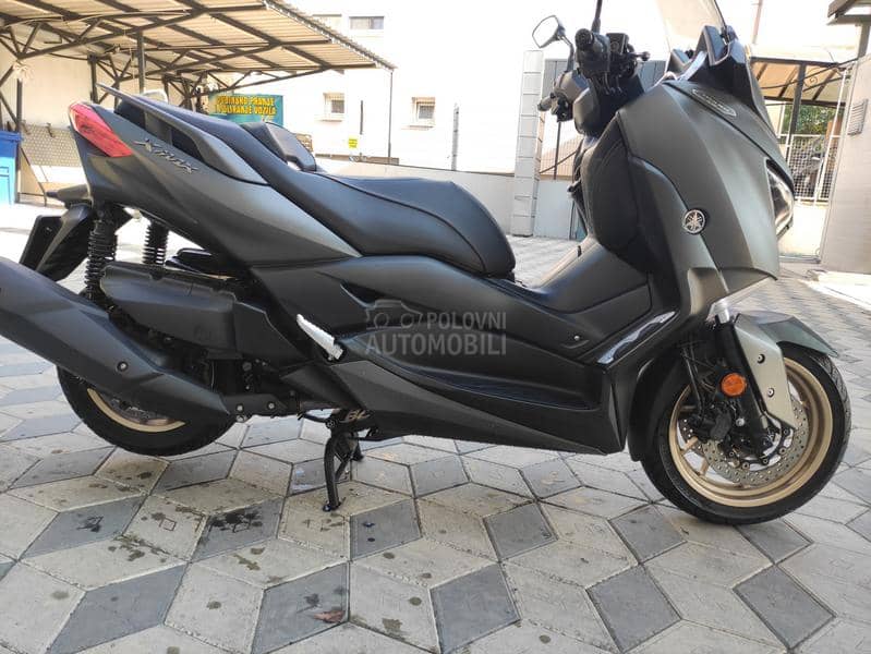 Yamaha XMAX Tech MAX