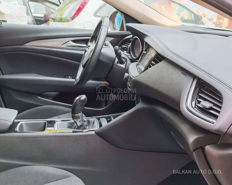 Opel Insignia 1.6CDTI/NAV/LED/KAM