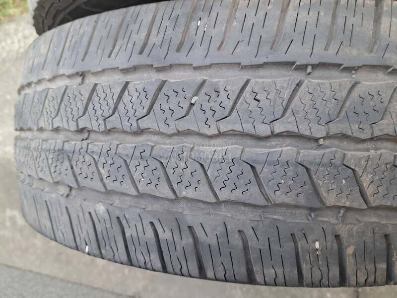 Continental 215/65 R16 Zimska