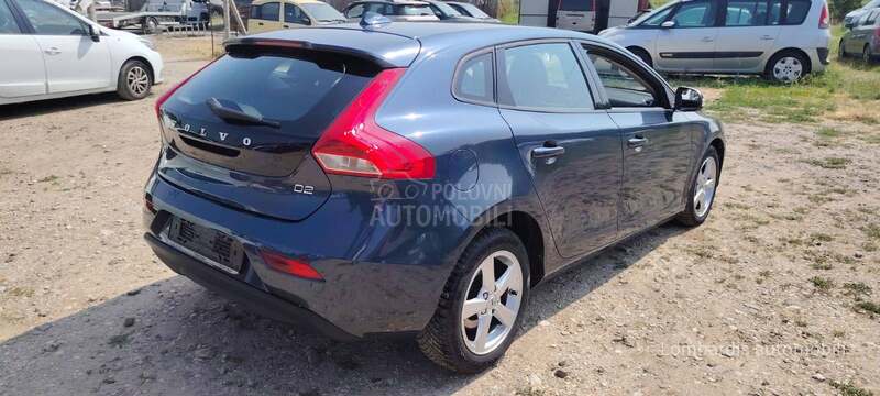 Volvo V40 2.0 D2