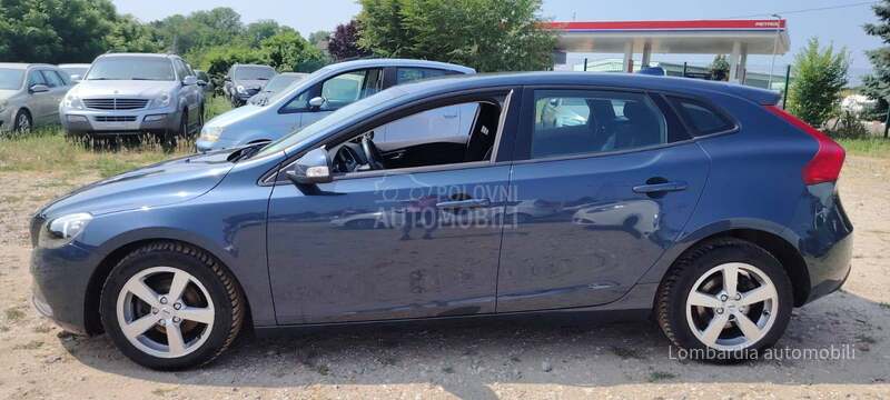 Volvo V40 2.0 D2