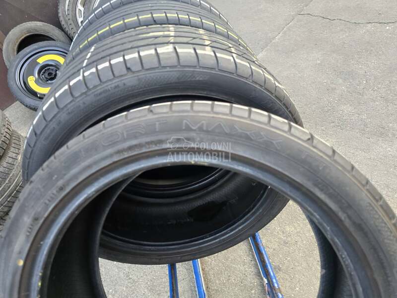 Dunlop 215/45 R18 Letnja