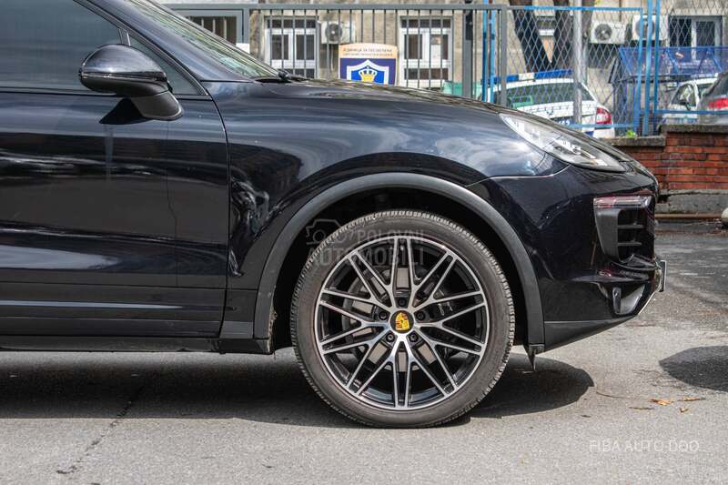 Porsche Cayenne 3.0 V6 262hk