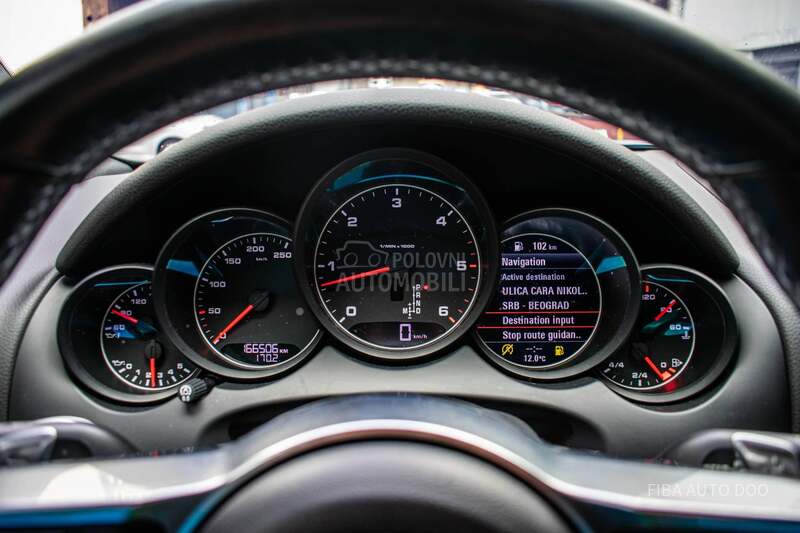 Porsche Cayenne 3.0 V6 262hk
