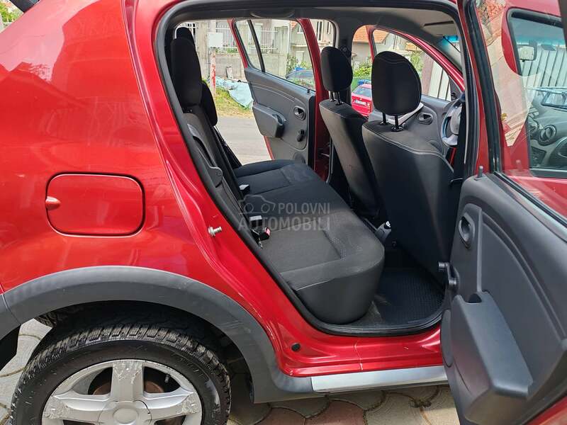 Dacia Stepway 1.6