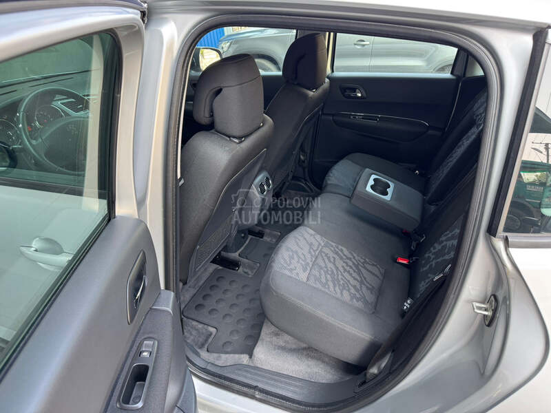 Peugeot 3008 1.6 hdi