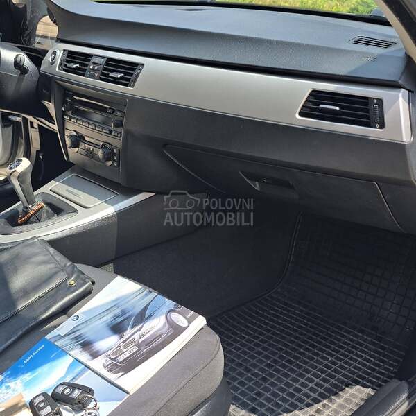BMW 320 TeK//ReG