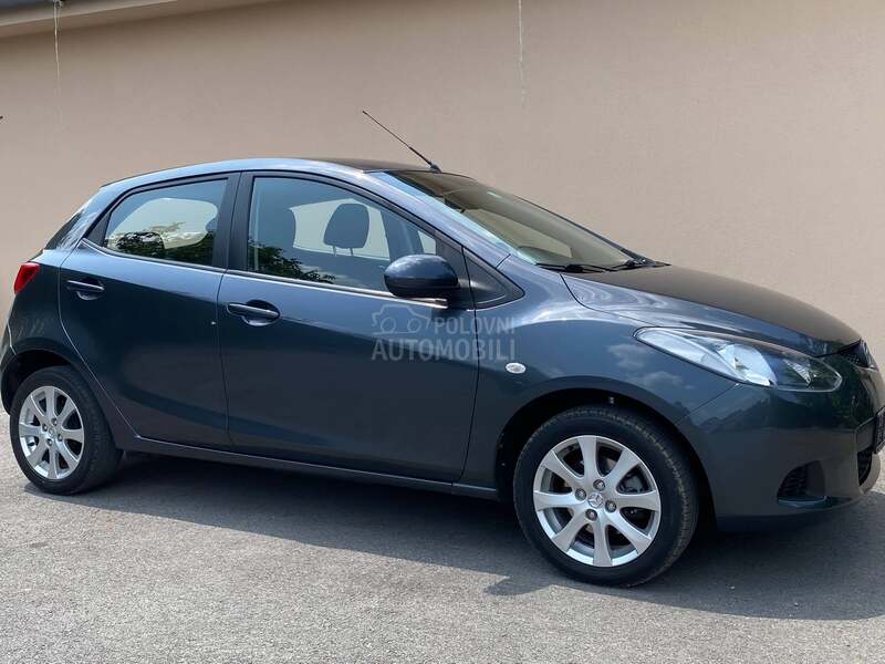 Mazda 2 Svajcarska