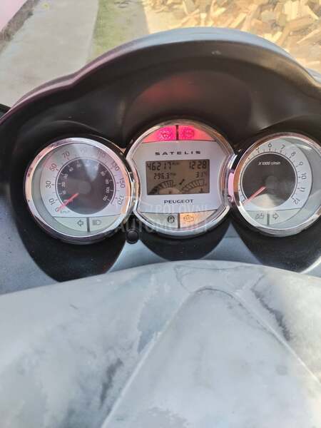 Peugeot Satelis 125