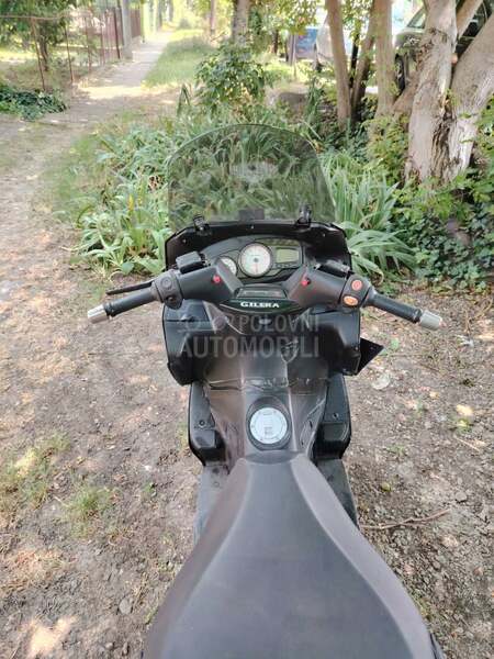 Gilera Nexus