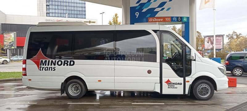 Mercedes Benz Sprinter 516