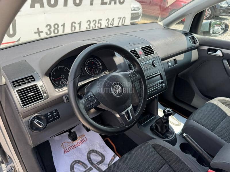 Volkswagen Touran 