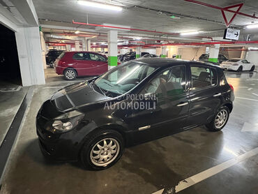 Renault Clio 1.6 Initiale