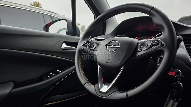 Opel Crossland X  1.5d 120 INNOVATION