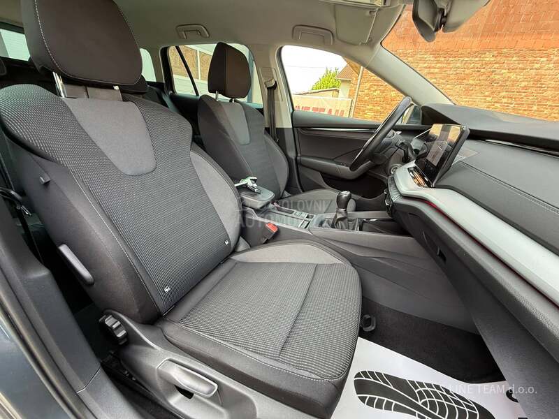 Škoda Octavia 2.0 TDI/NAV/LED/KAM